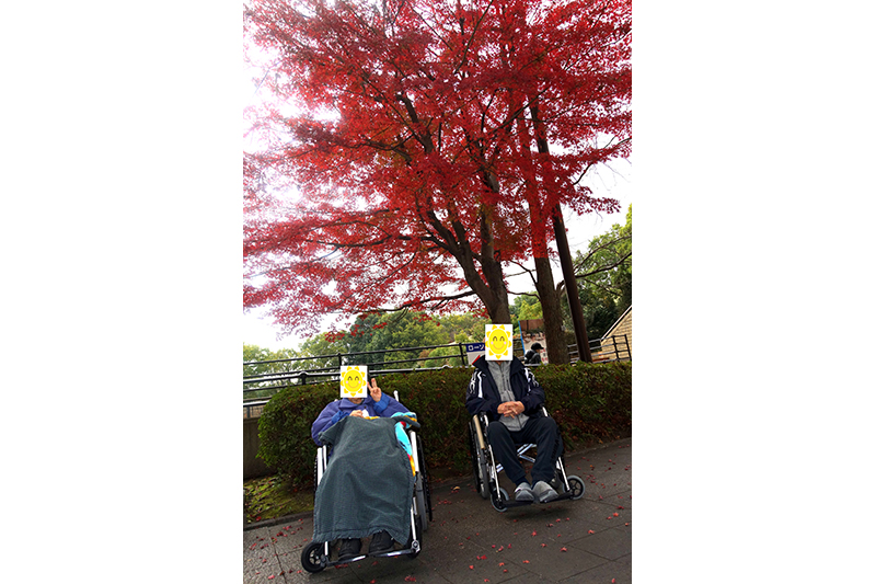 12月8日　ユニットで紅葉狩りに行ってきました。