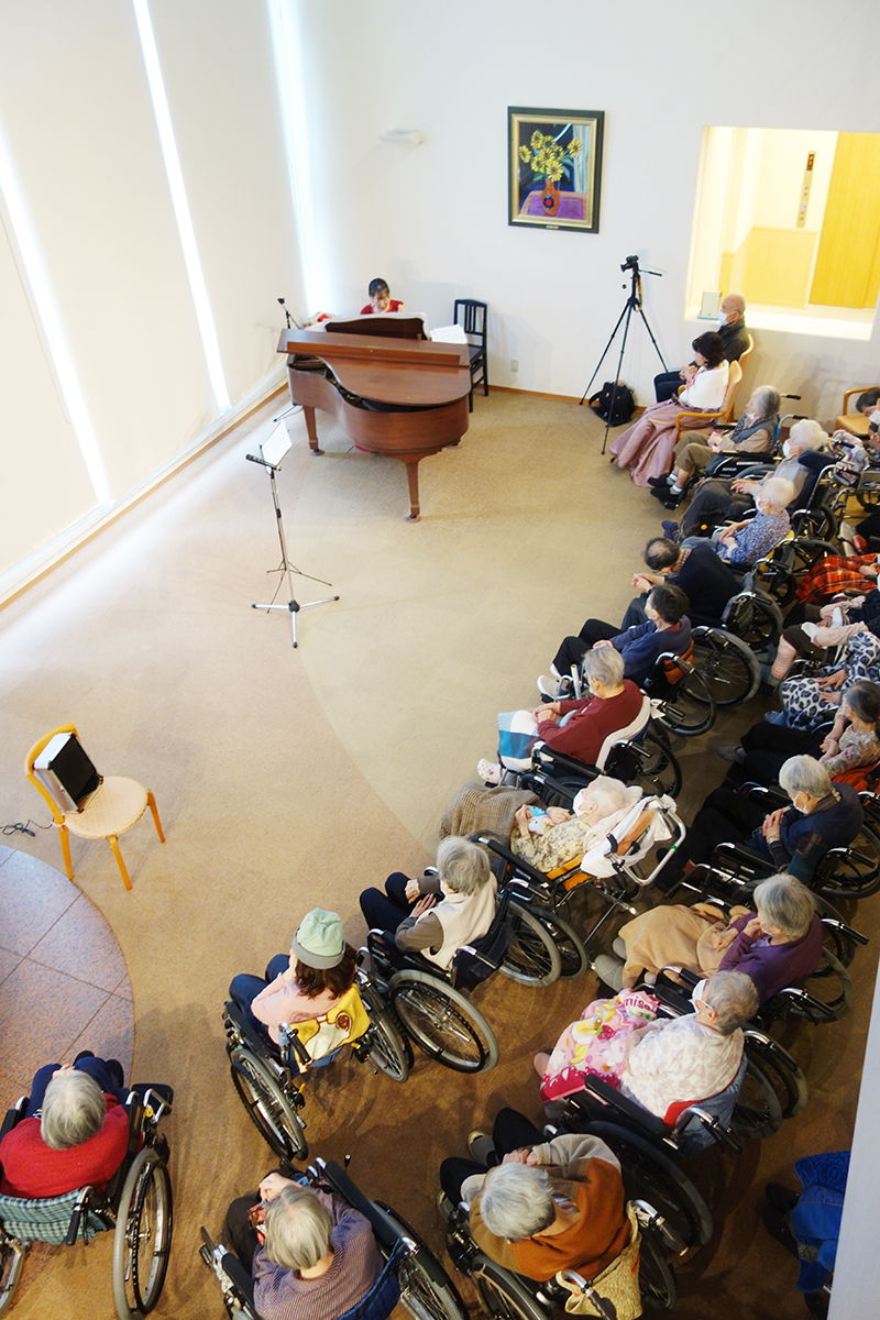 26日⓵ピアノと歌1